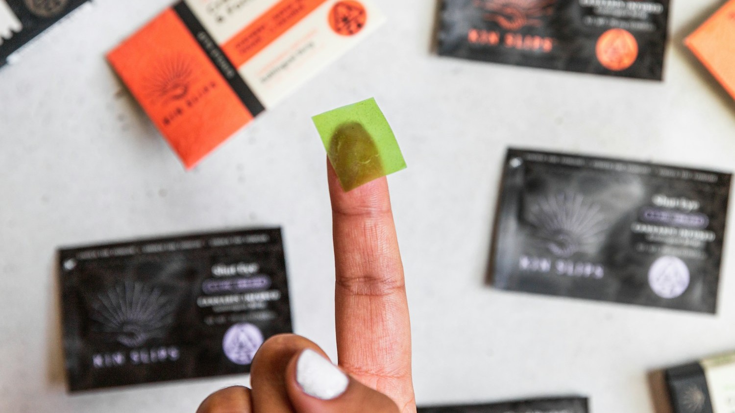 La mine d'or des patchs de boutons : comment l'hydrocolloïde est devenu un accessoire à forte marge