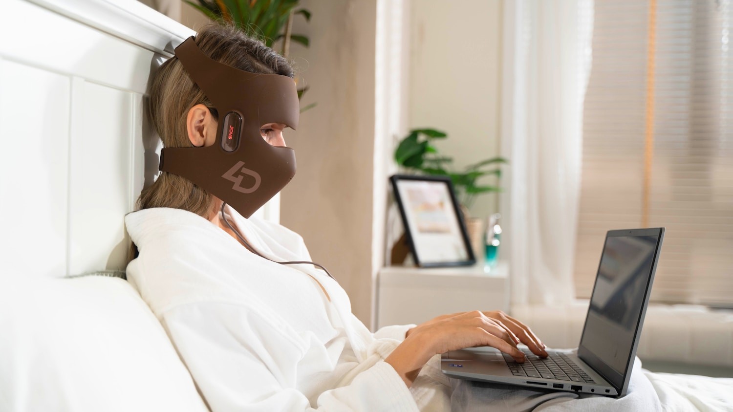 Les masques LED à domicile : l'ingénierie des photons face à l'efficacité réelle