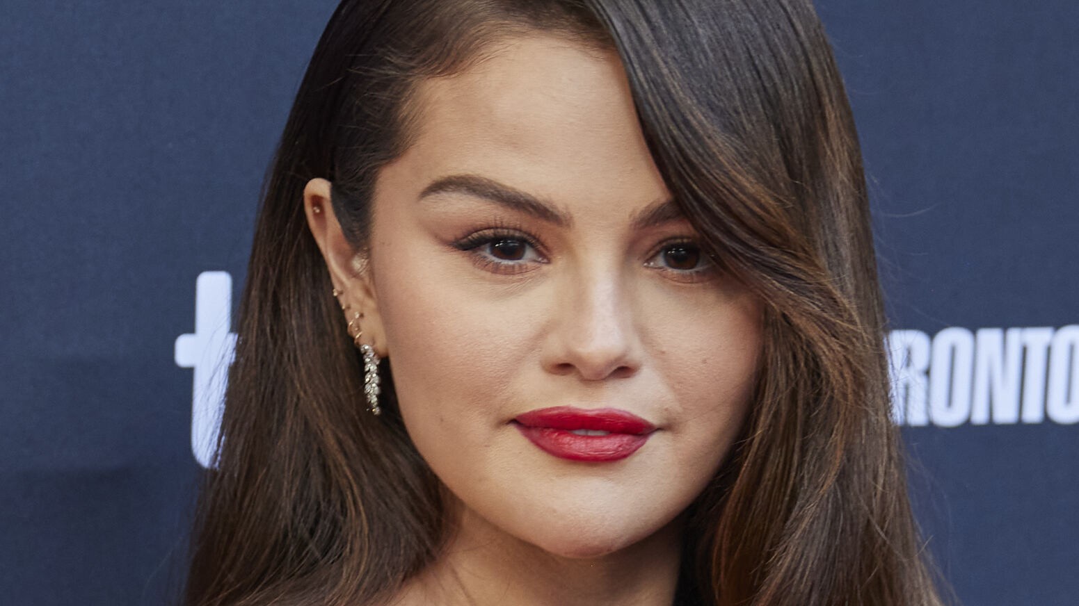 Selena Rare Beauty : L'empire make-up de Selena Gomez décodé